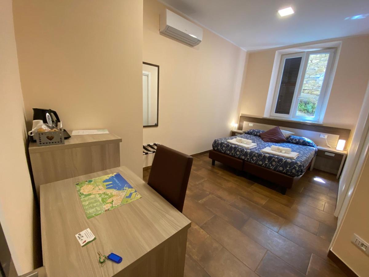 Good Night Moon Hotel La Spezia Exterior photo